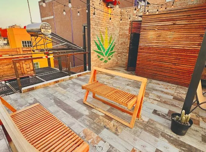 Del Lofts Hotel *